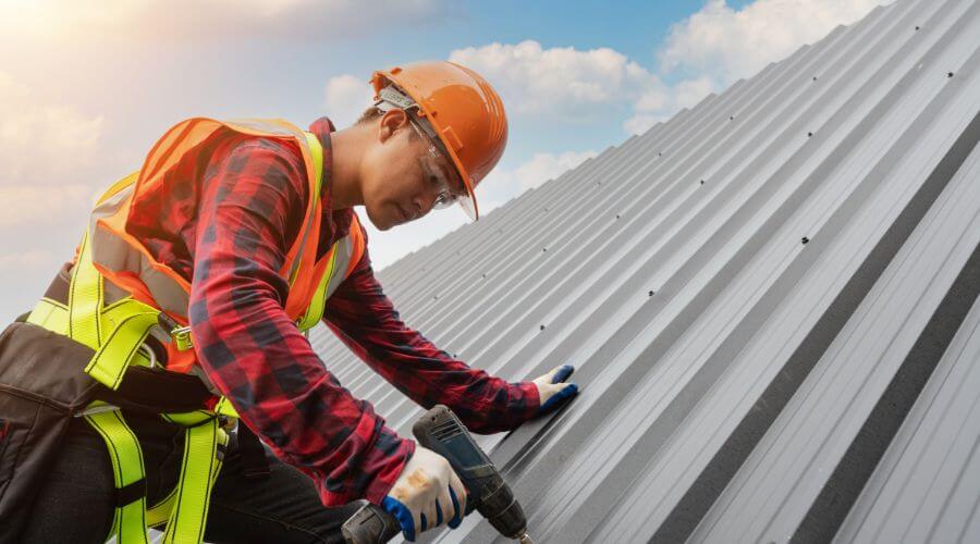 Owens Corning roofing contractor in Lock Springs, MO